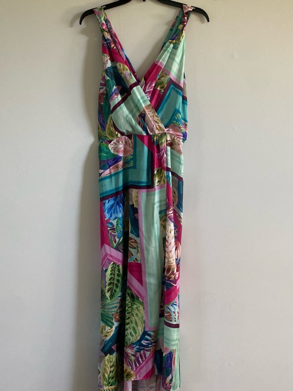 Zara Colorful Tropical Print halter Maxi Dress - Sleeveless V-Neck sz L